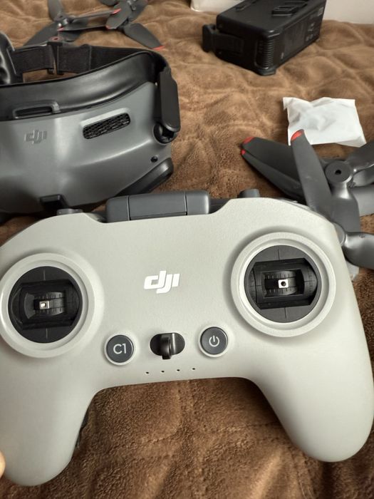 Продам Дрон DJI FPV
