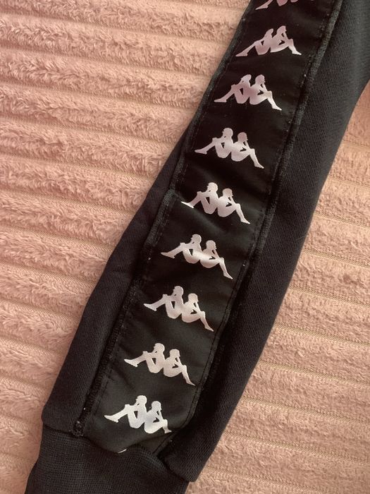 Свитшот укороченый kappa