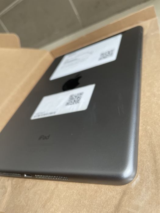 Apple iPAD 9.7'' air 32gb lte space grey sim