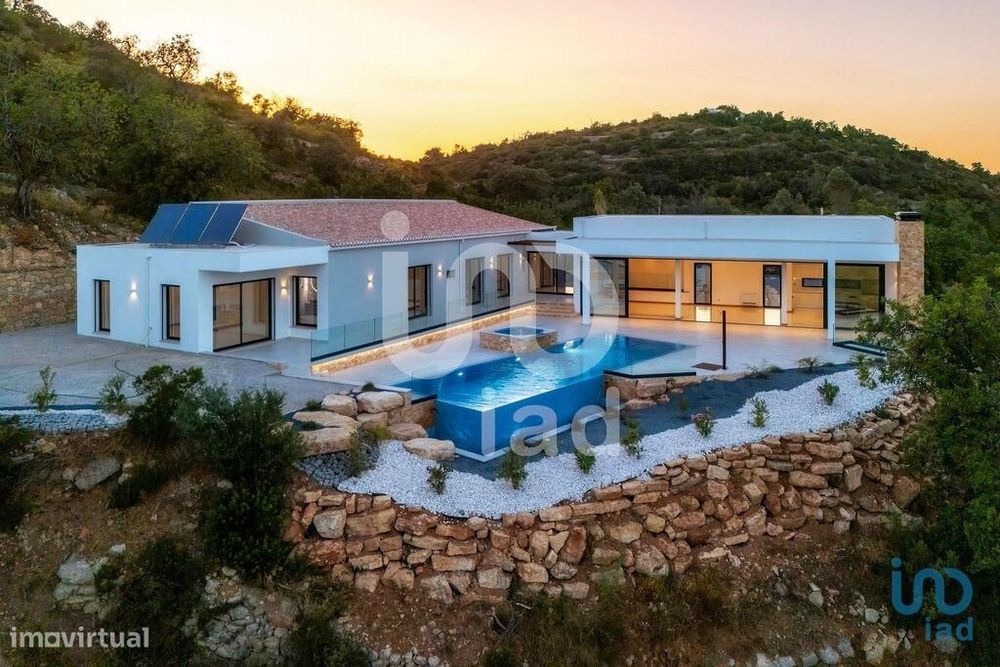 Casa / Villa T4 em Loulé (São Sebastião) de 235,00 m2