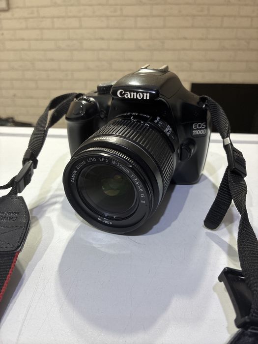 Aparat canon eos 1100D