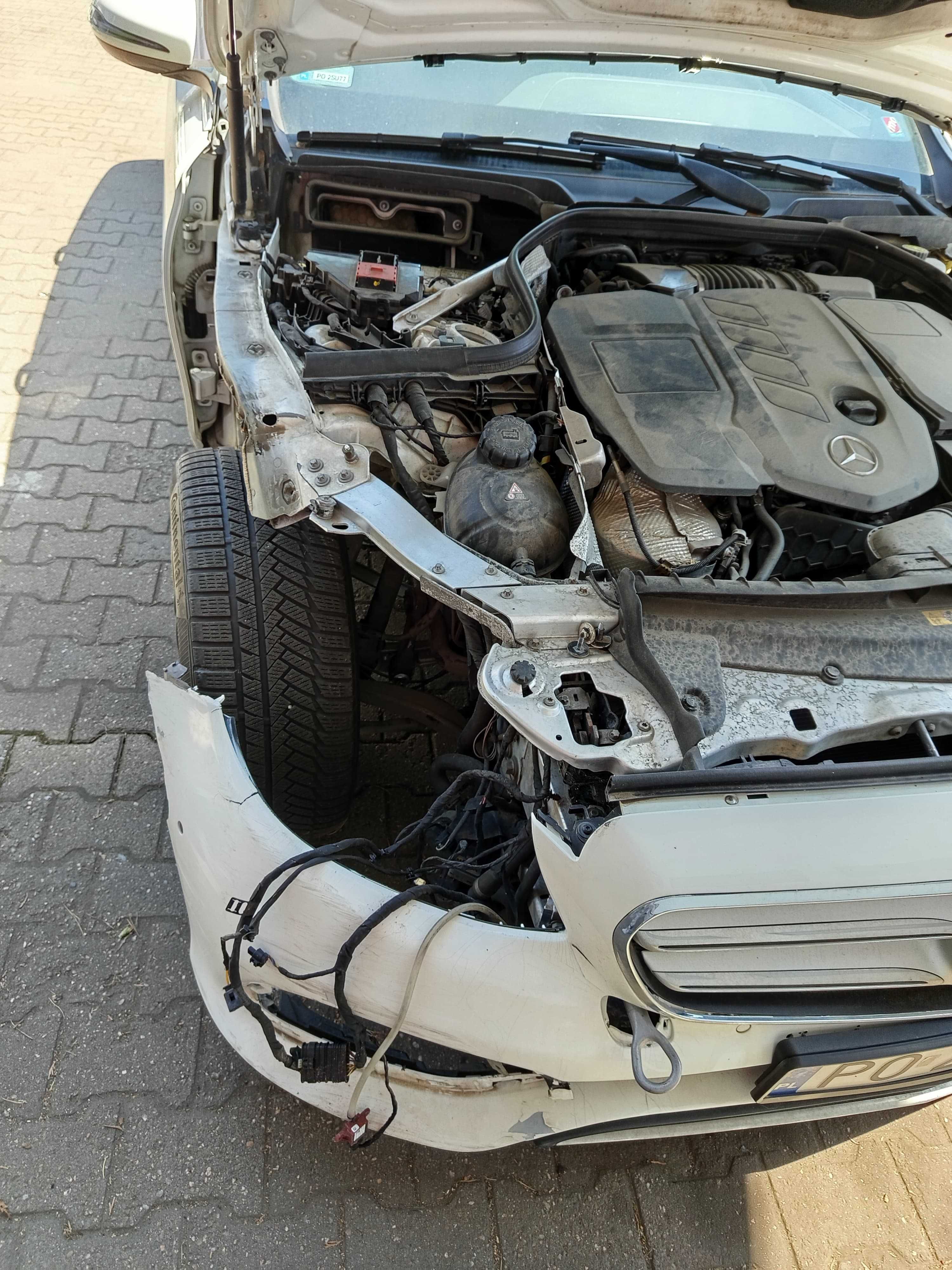 Mercedes E200 - W213