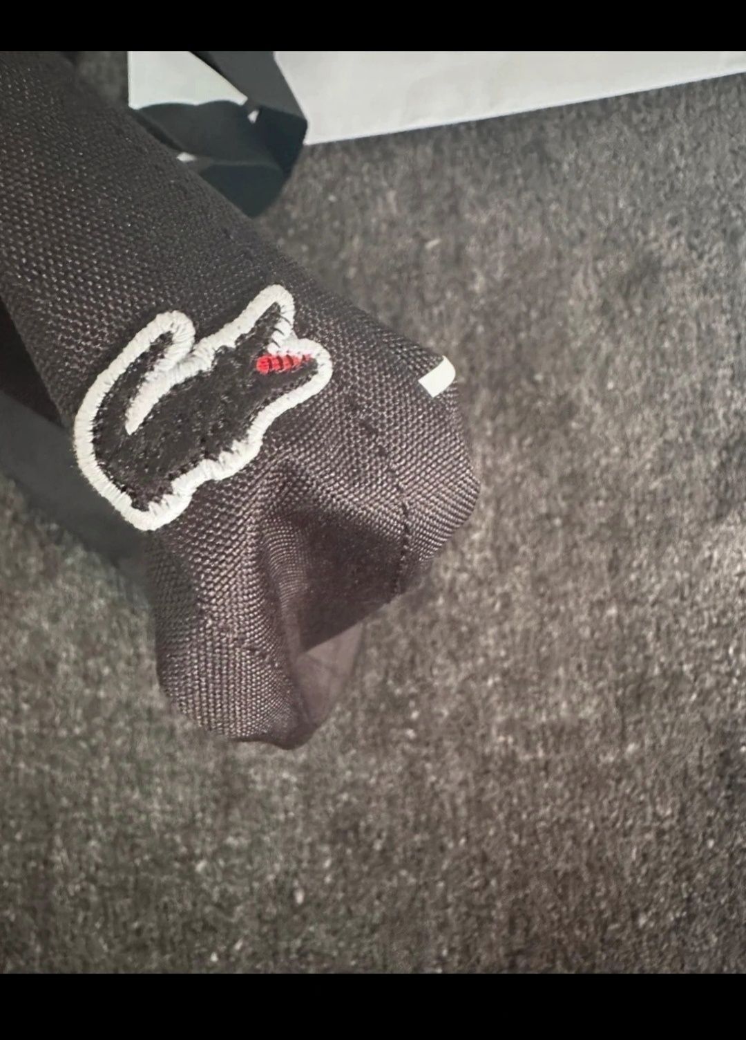 Bolsa Lacoste nova