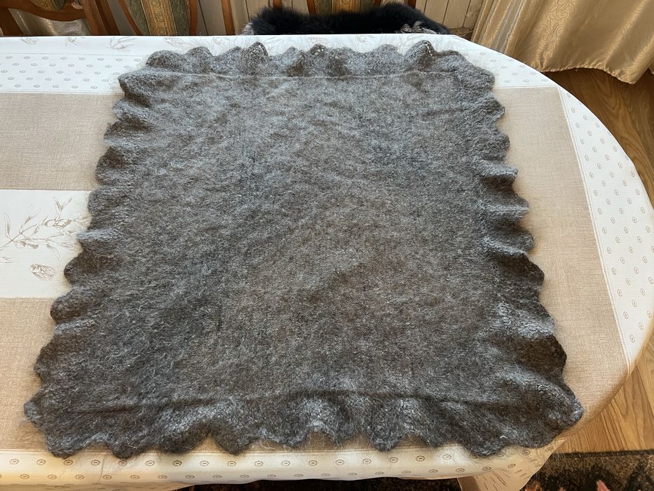 Chusta z wełny wielbłądziej