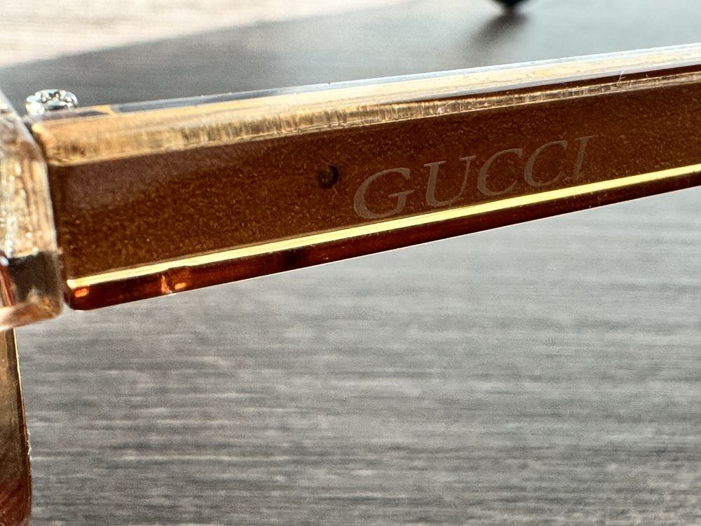 Сонцезахисні окуляри Gucci