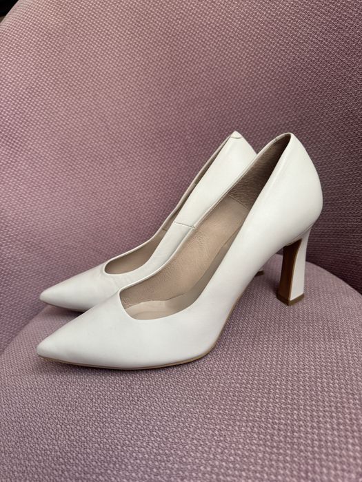 Туфлі жіночі