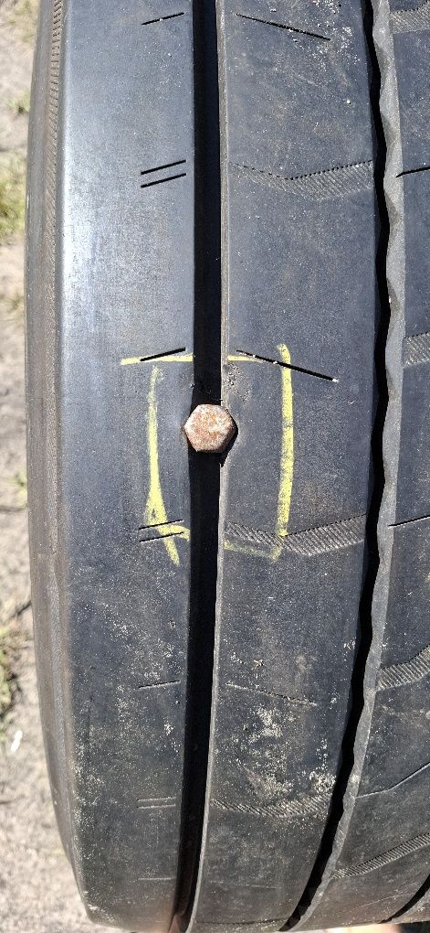 Opona Continental 445/45R19.5
