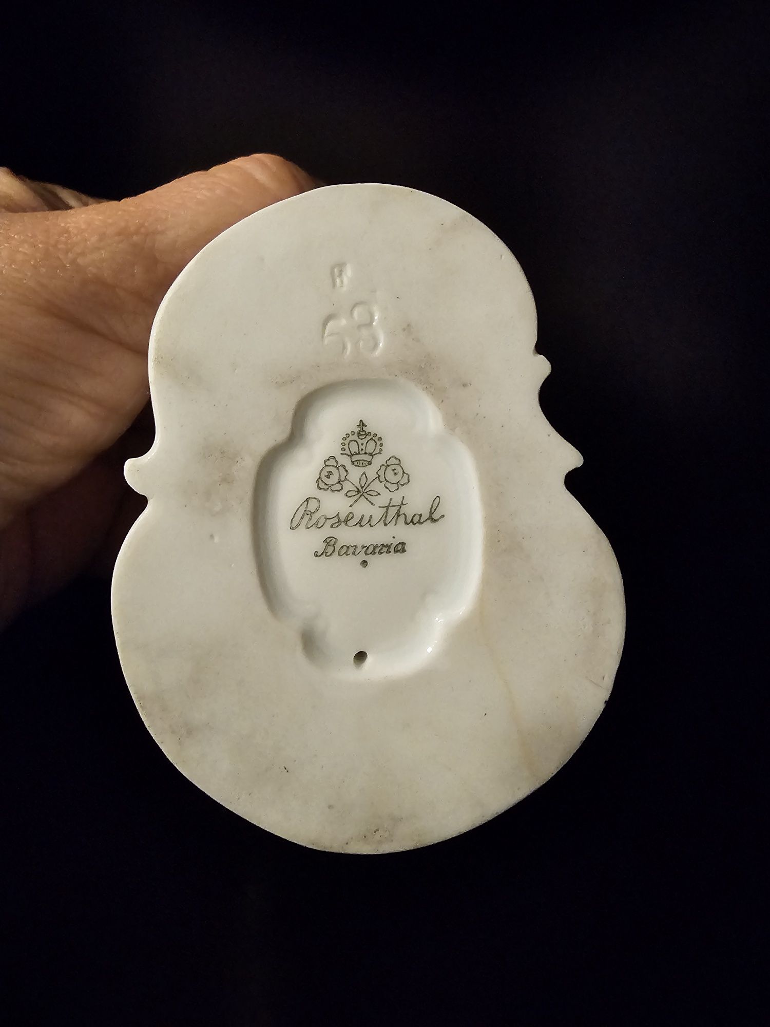 Figurka psa cavalier/pekińczyk Rosenthal