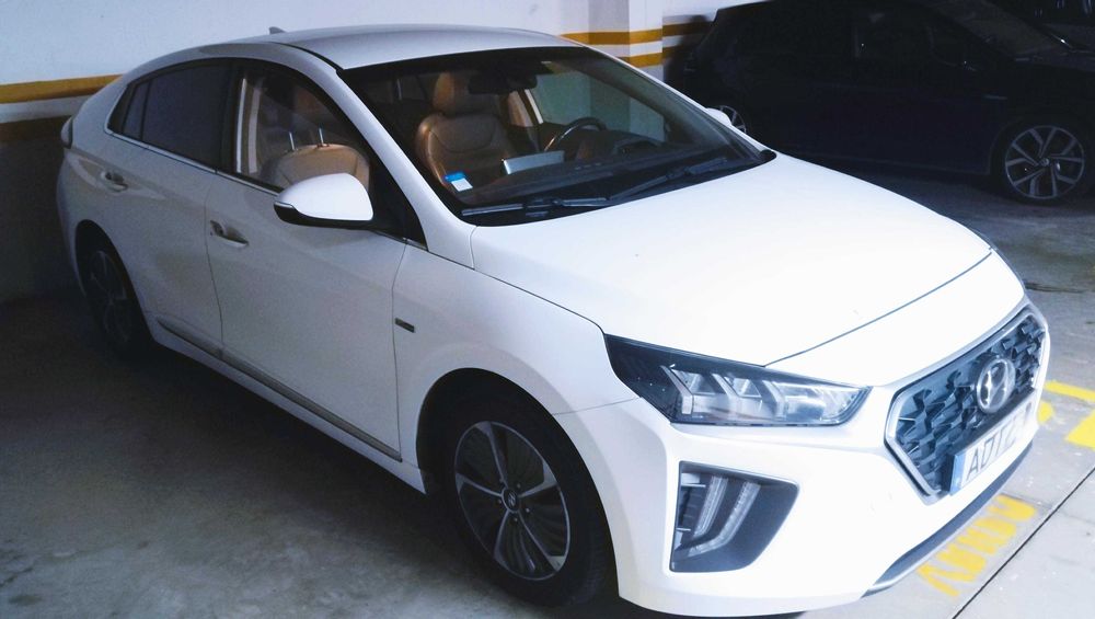 Hyundai Ioniq 1.6 GDI PHEV Premium