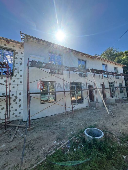 Продам 3-к Таунхаус с.Якушенці