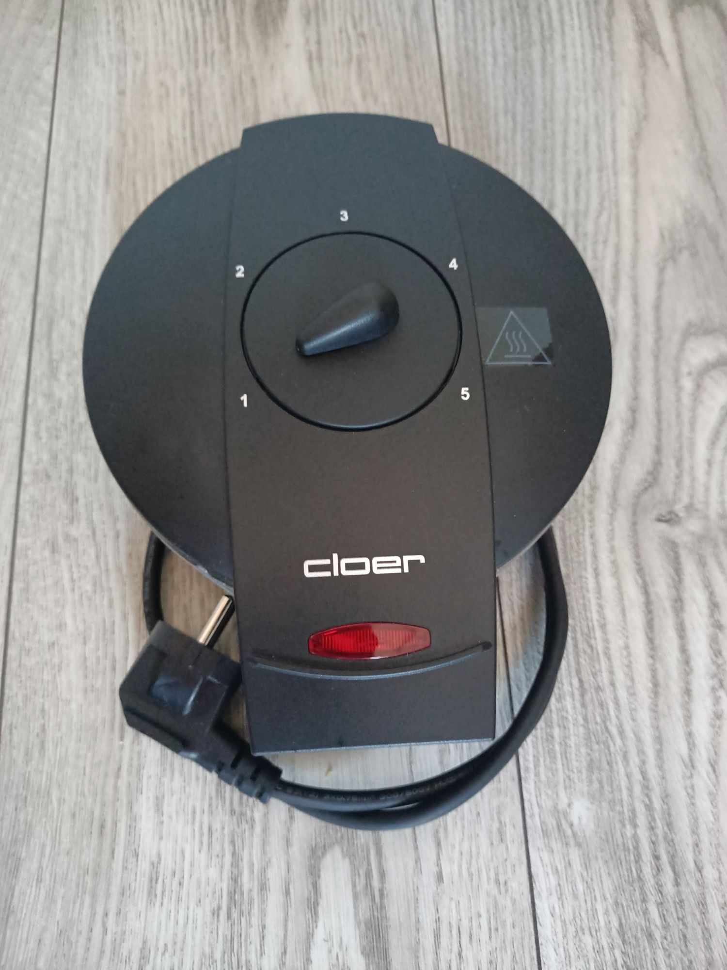 Cloer 1620 Gofrownica do gofrów w kształcie serca