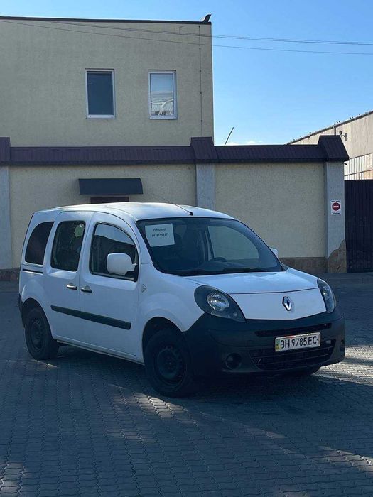 Рено Кенго пасажир