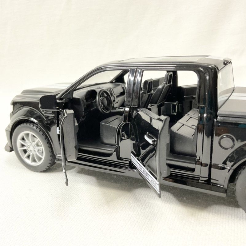 Model Metalowy Auto Terenowe Ford F-350 1:22 F350 Światła