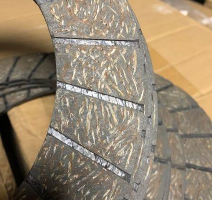 Накладка диска зчеплення 235х155х3.5