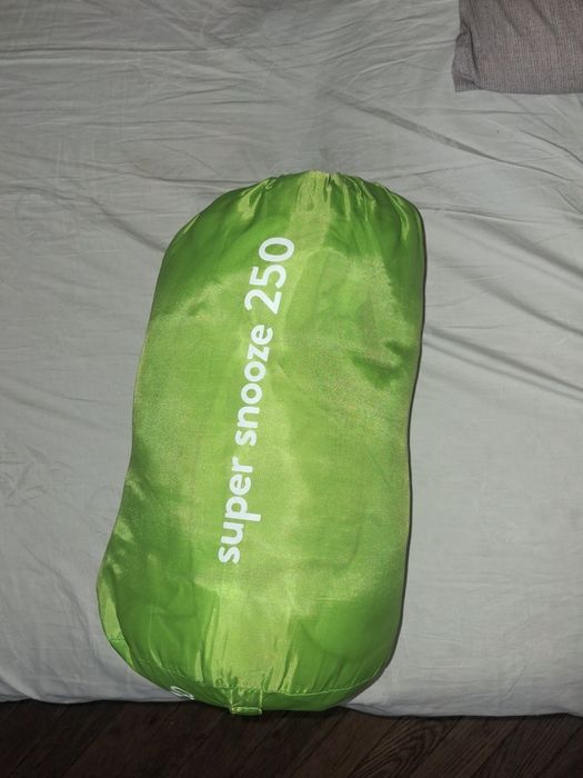 Новий спальний мішок