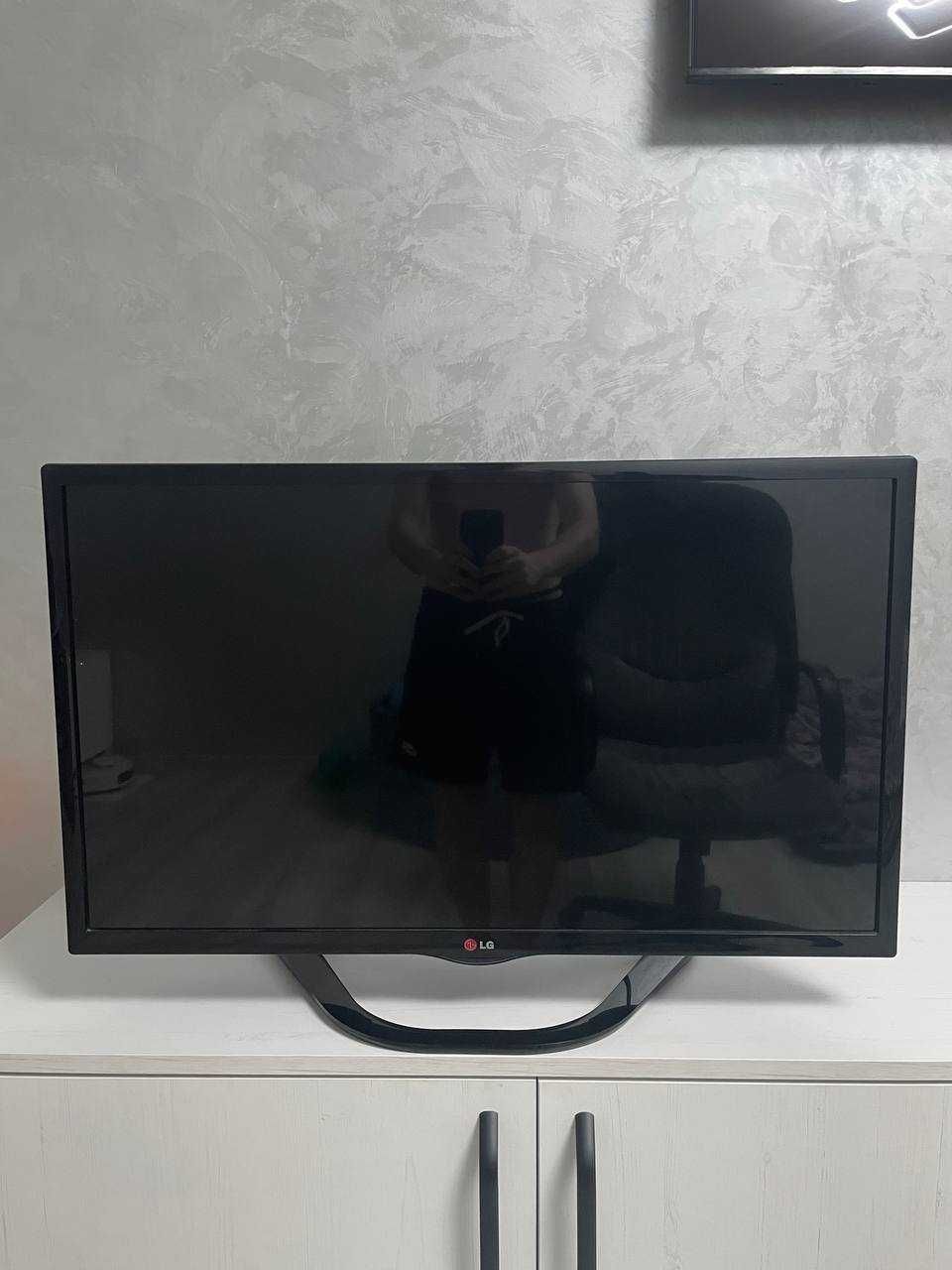 АКЦІЯ! Телевізор LG 32LN570V 32" Full HD Smart TV — Wi-Fi, HDMI, USB
