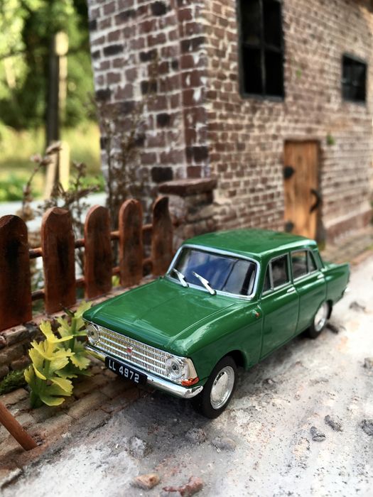 Czasopismo - MOSKWICZ 408-auta PRL,modele,kolekcja