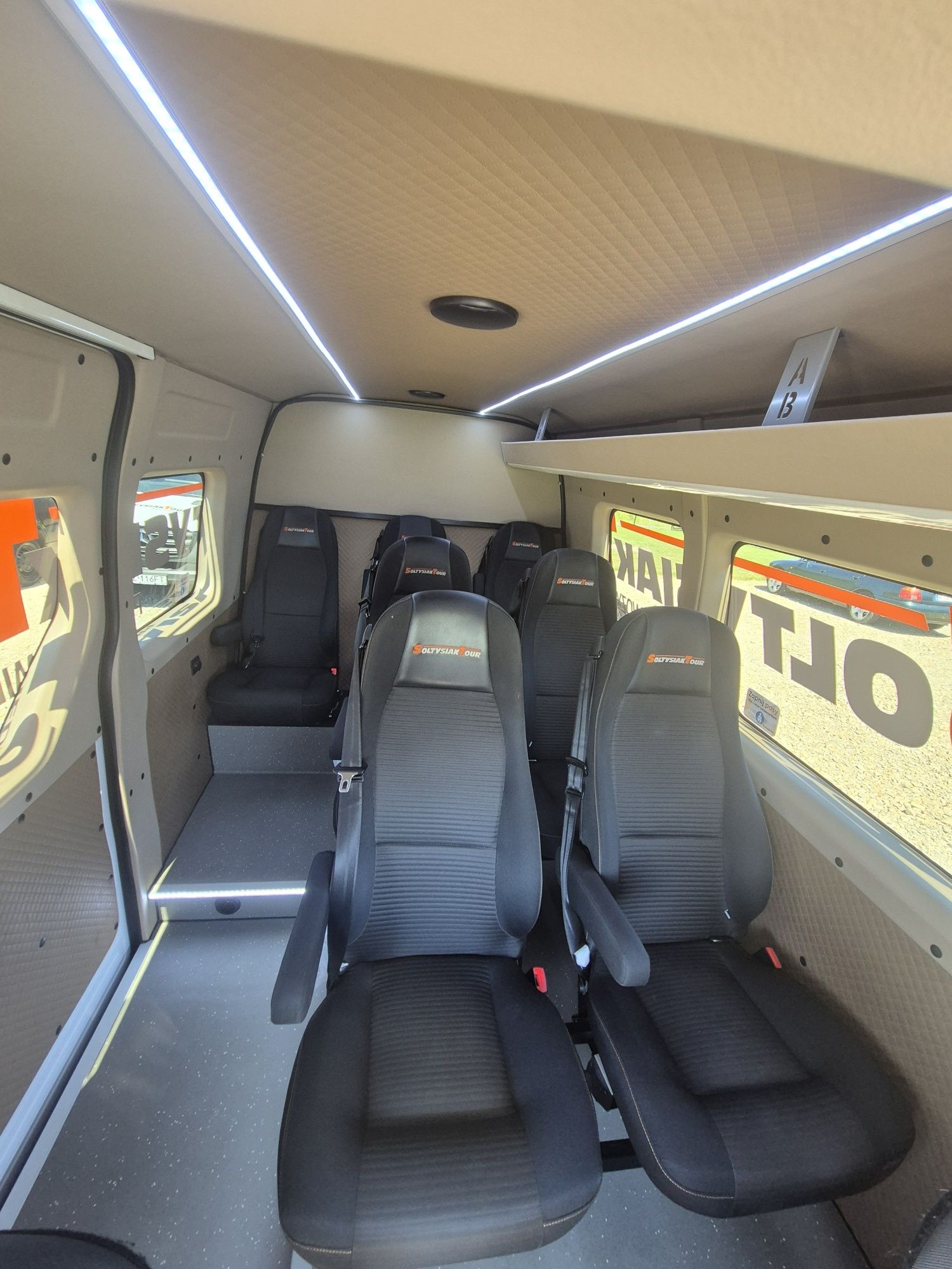 Renault master 2021r 2.3dci 9 osobowy krajowy.