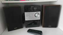 Miniwieża Sony CMT FX200 (CD,MP3,radio,aux)