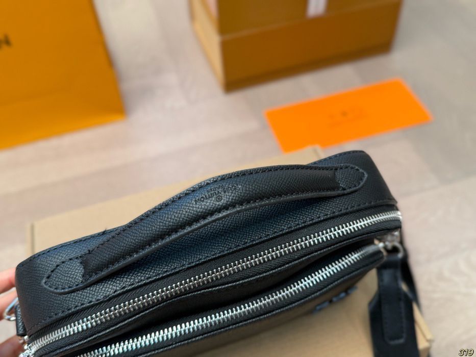 Сумка Louis Vuitton мужская унисекс черная через плечо барсетка