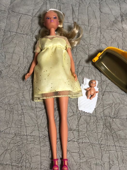 Барбі вагітна оригінал