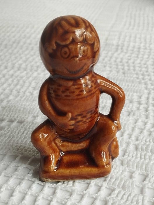 Figurka ceramiczna Pszczółka Maja