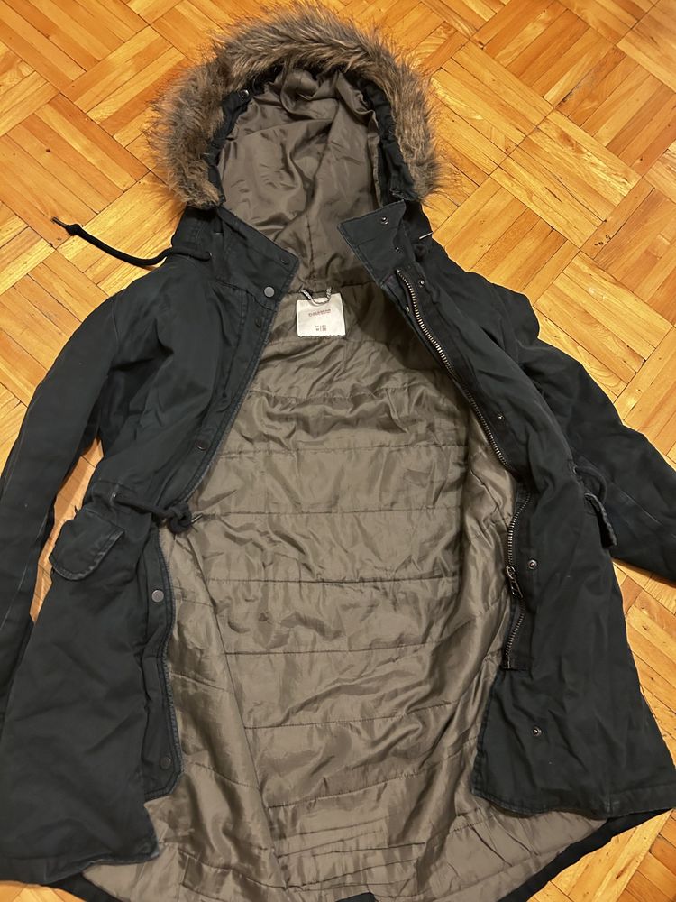 Kurtka zimowa parka Pull & Bear roz. M