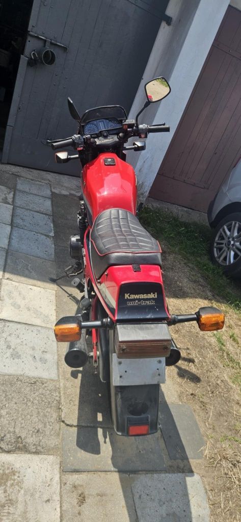Kawasaki GPZ 550 unii trac