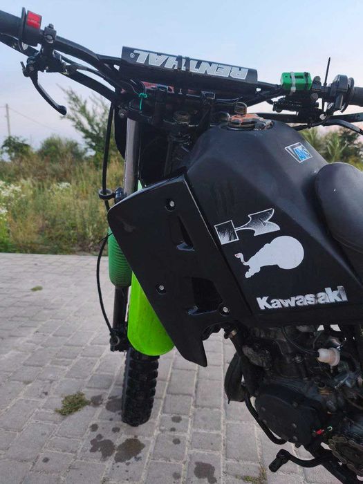 Kawasaki кмх 125