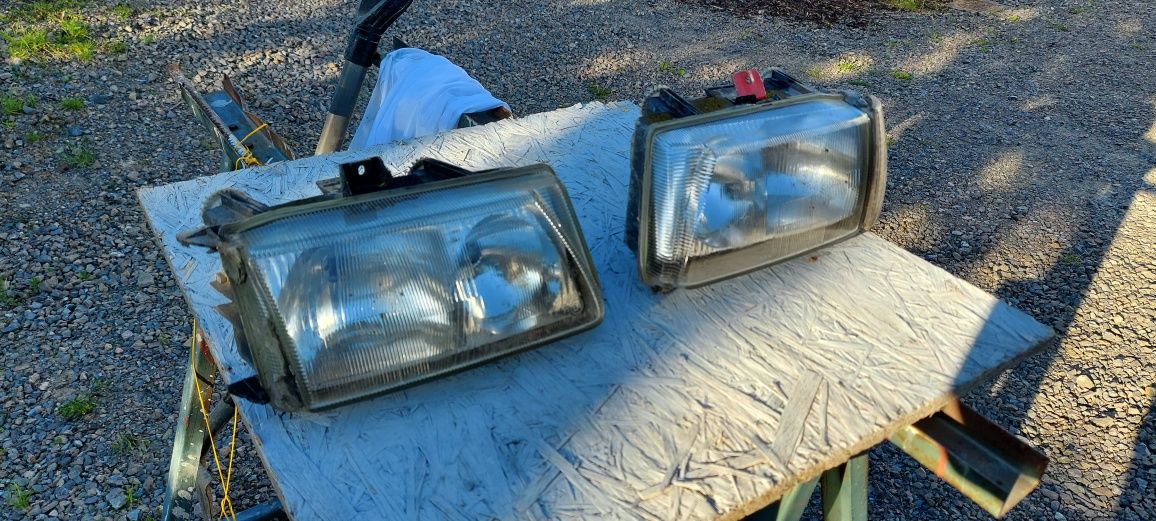 Lampy przód dzielone reflektor Seat Ibiza Cordoba GTI GT TDI Evo1  H1