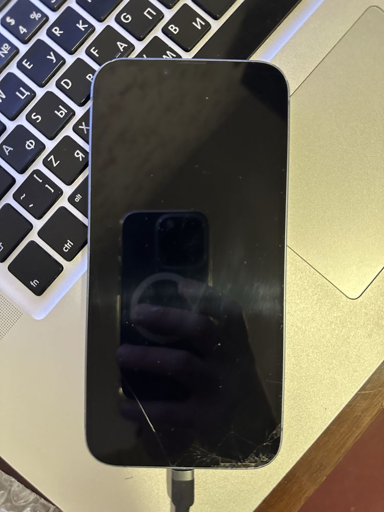 iPhone  14  Plus
