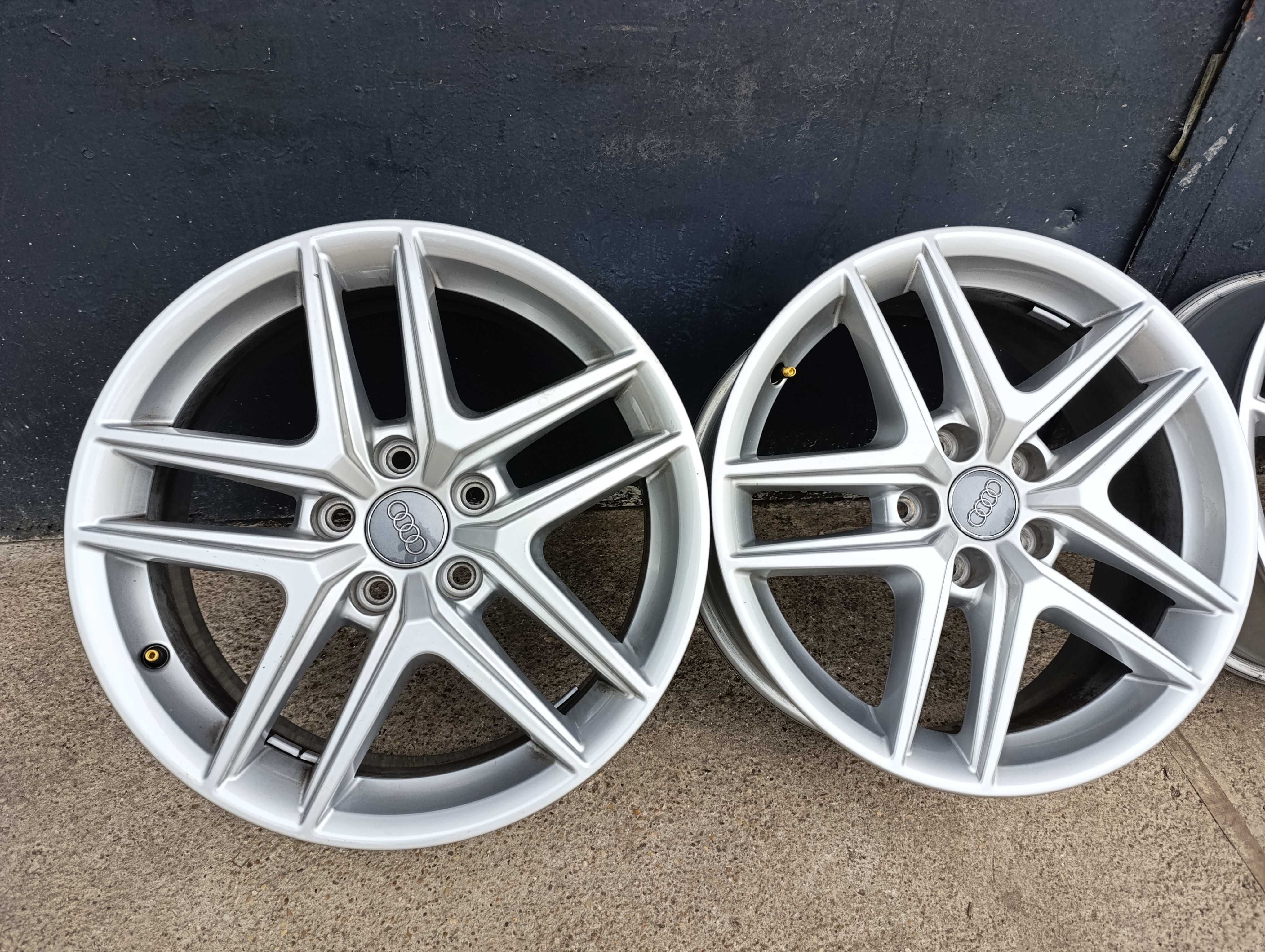 Felgi 17" Audi A4 B9 Allroad A5 Q3 A3 8W9.601.025D 5x112 6.5" ET28