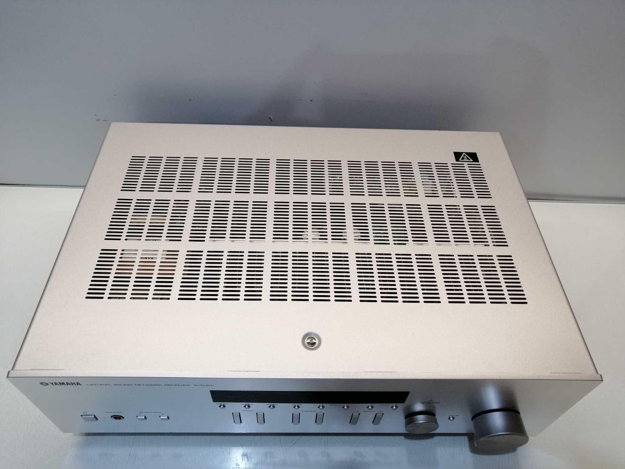Amplituner Yamaha R-N301