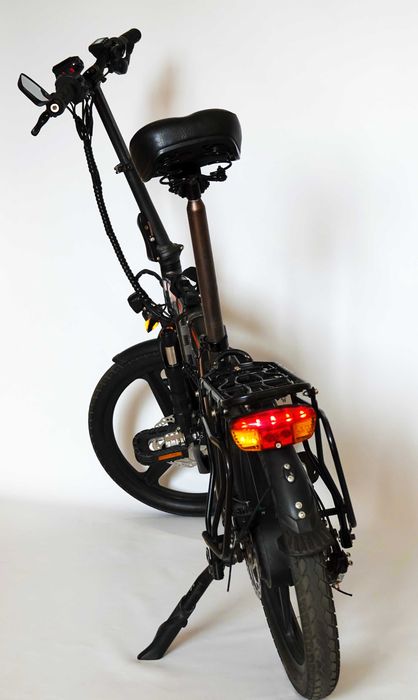 Легкий, потужний та складний електровелосипед