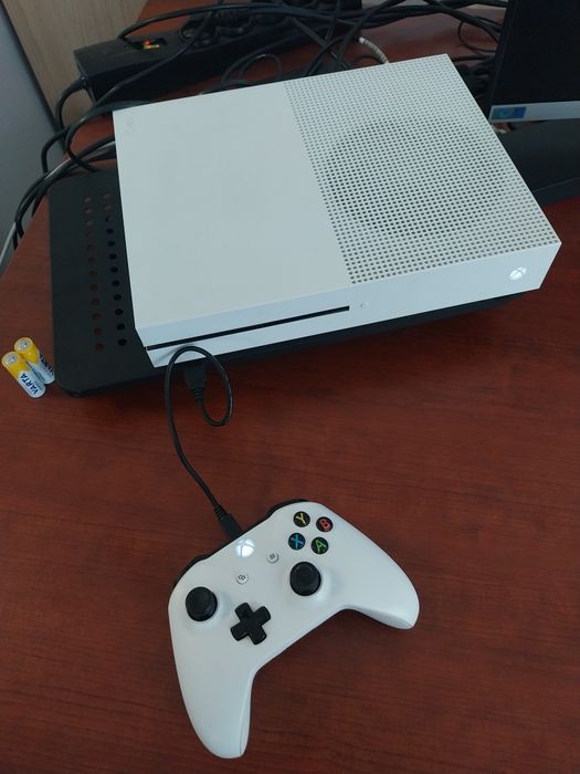 Konsola Xbox One S 1T