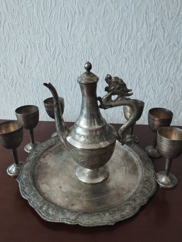 Сервіз коньячний з драконом,металл