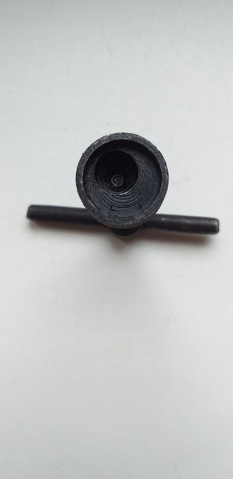 Замок навісний гвинтовий