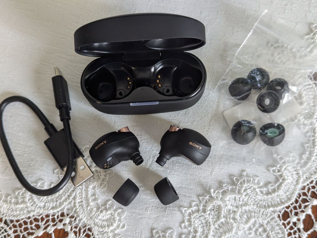 Sony WF-1000XM4 TWS- навушники/Супер звук і шумодав/Комплект