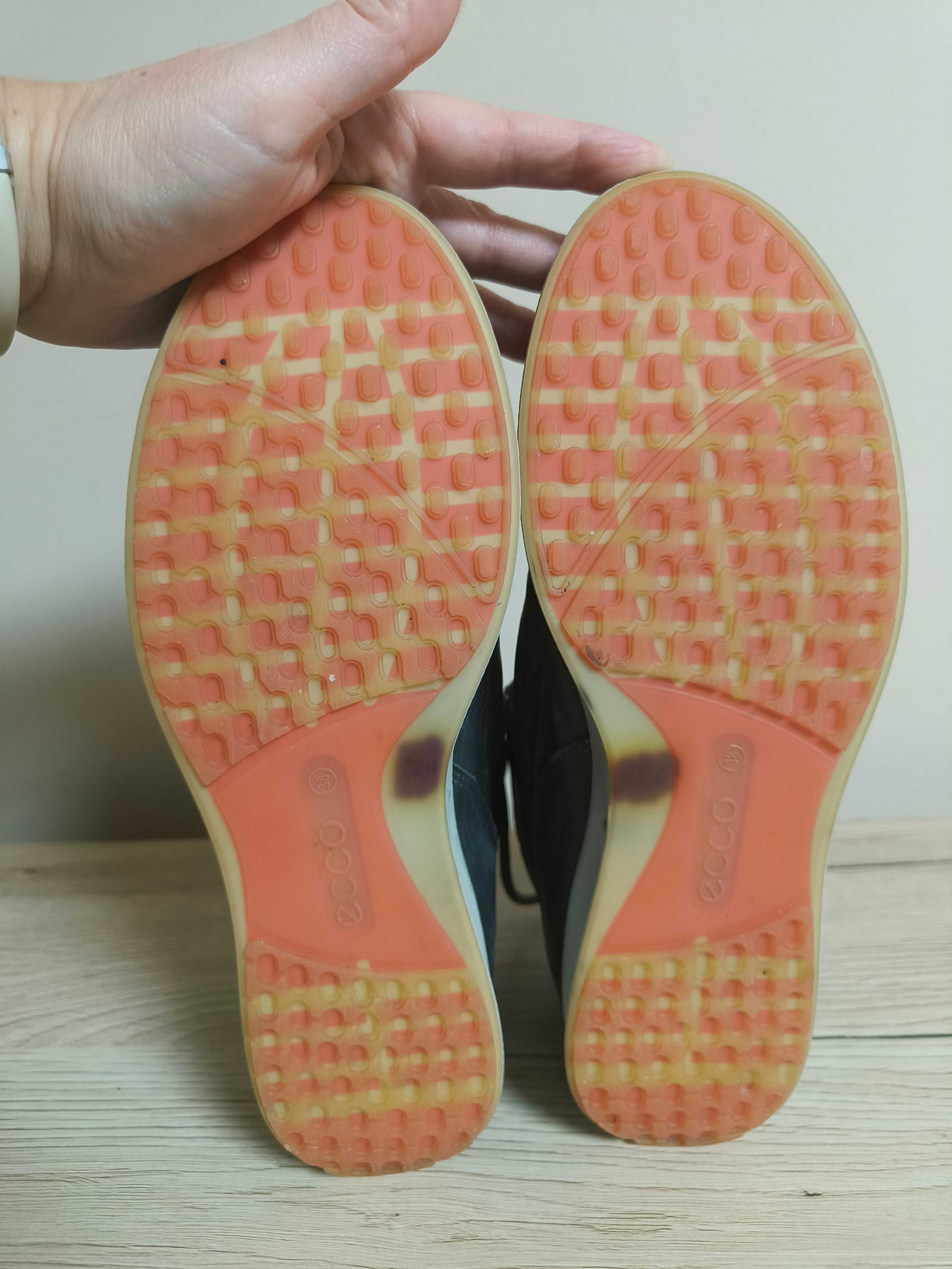 Półbuty Ecco Cool Gore-Tex Surround skóra naturalna r.38