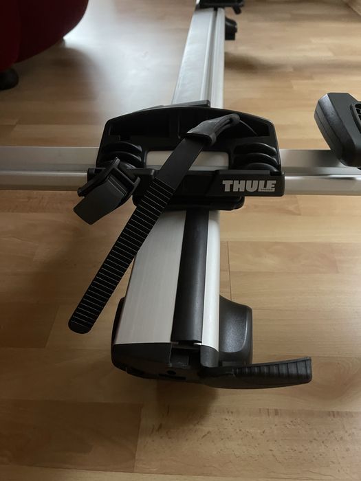 Bagażnik Thule Wingbar + zestaw dopasowujacy Skoda Rapid Spaceback
