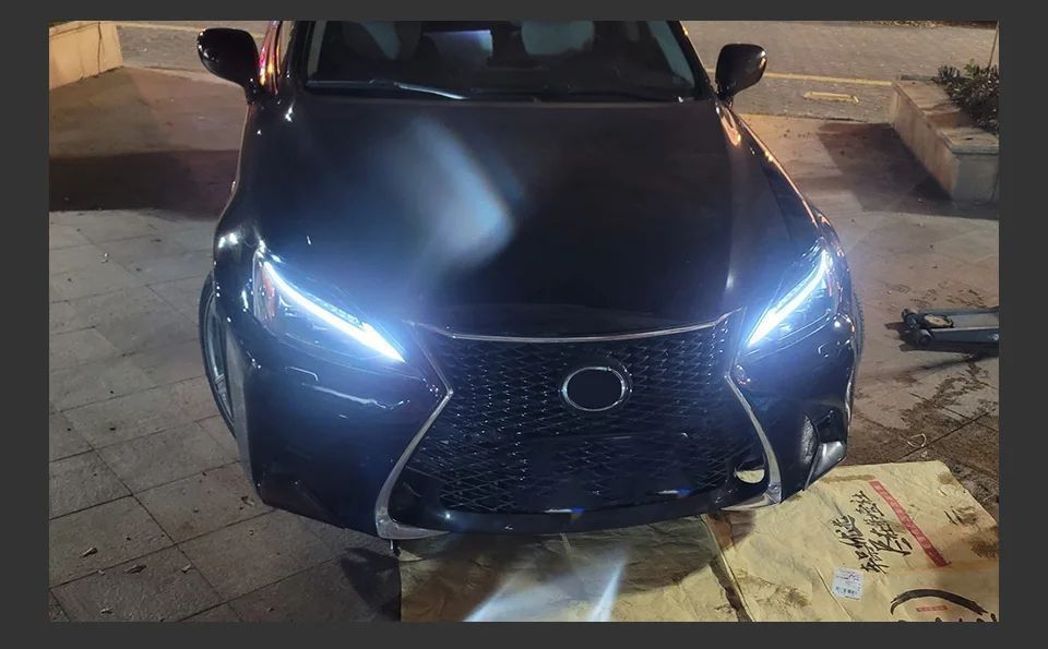 Lampy Przednie LED z DRL do Lexus IS250