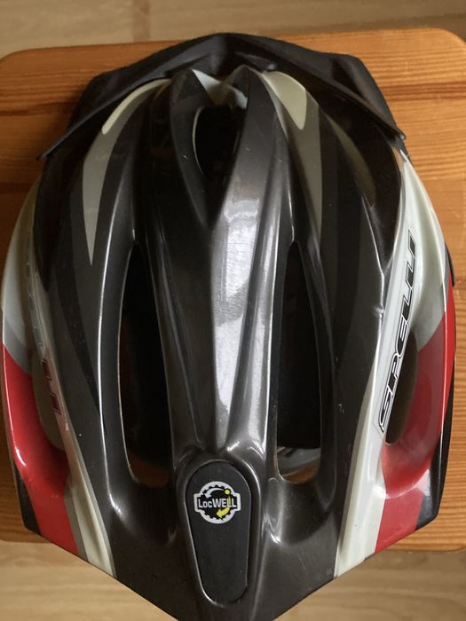 Велосипедный шлем SPELLI