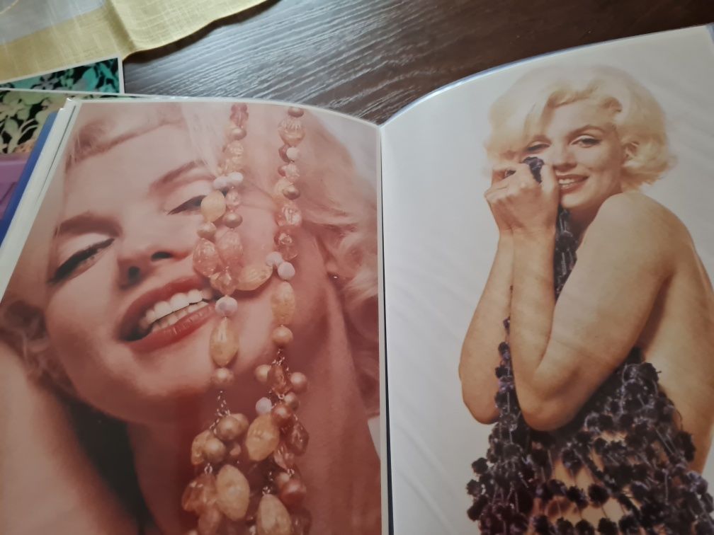 Marylin Monroe zdjęcia,  kolekcja  4 albumy 160 zdjęć