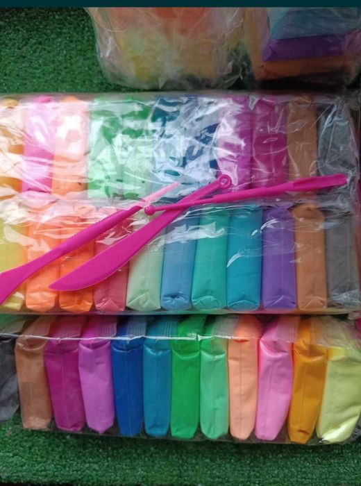 Повітряний пластилін, моделін, пластилін