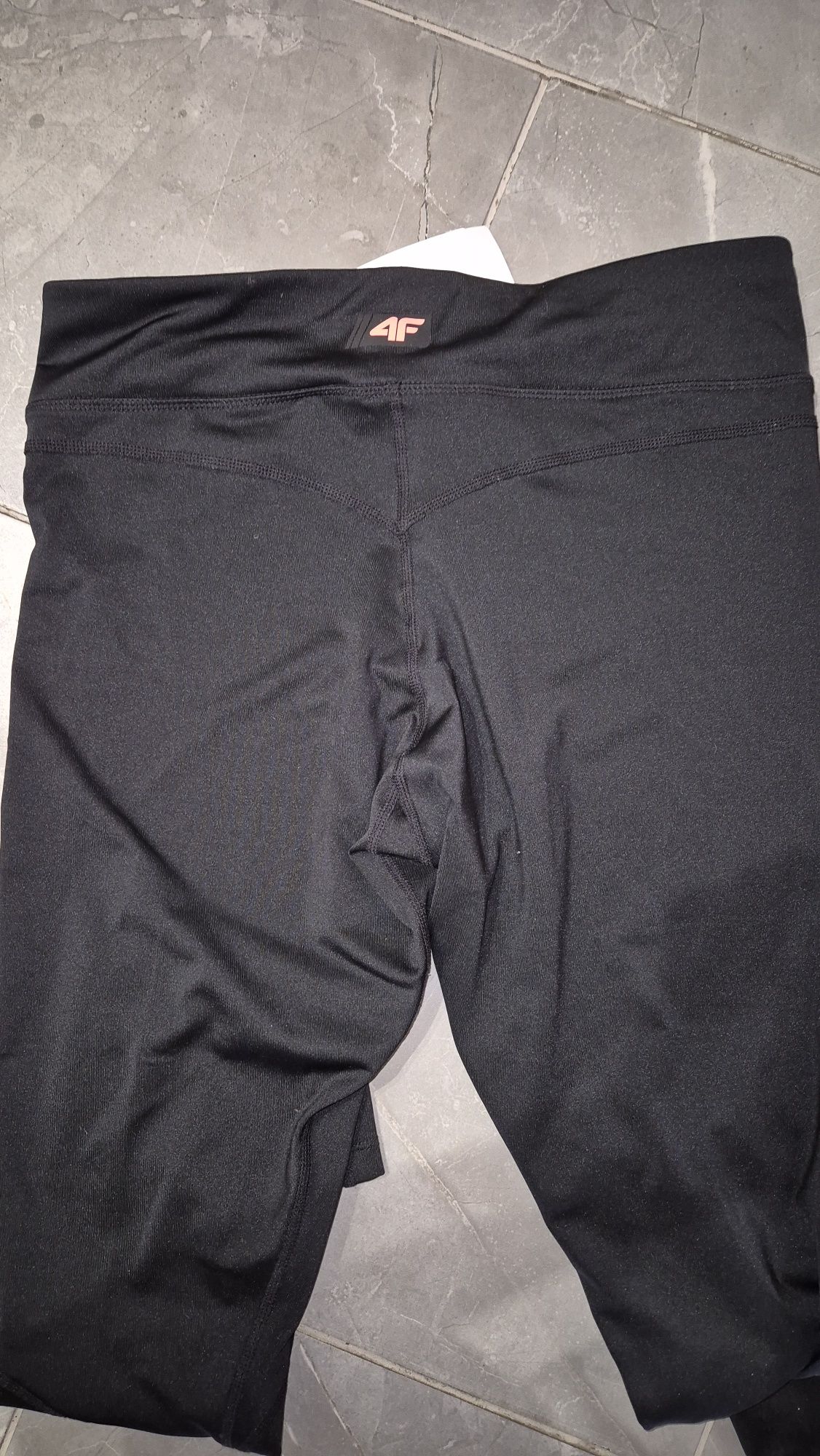 Nowe legginsy 4f L