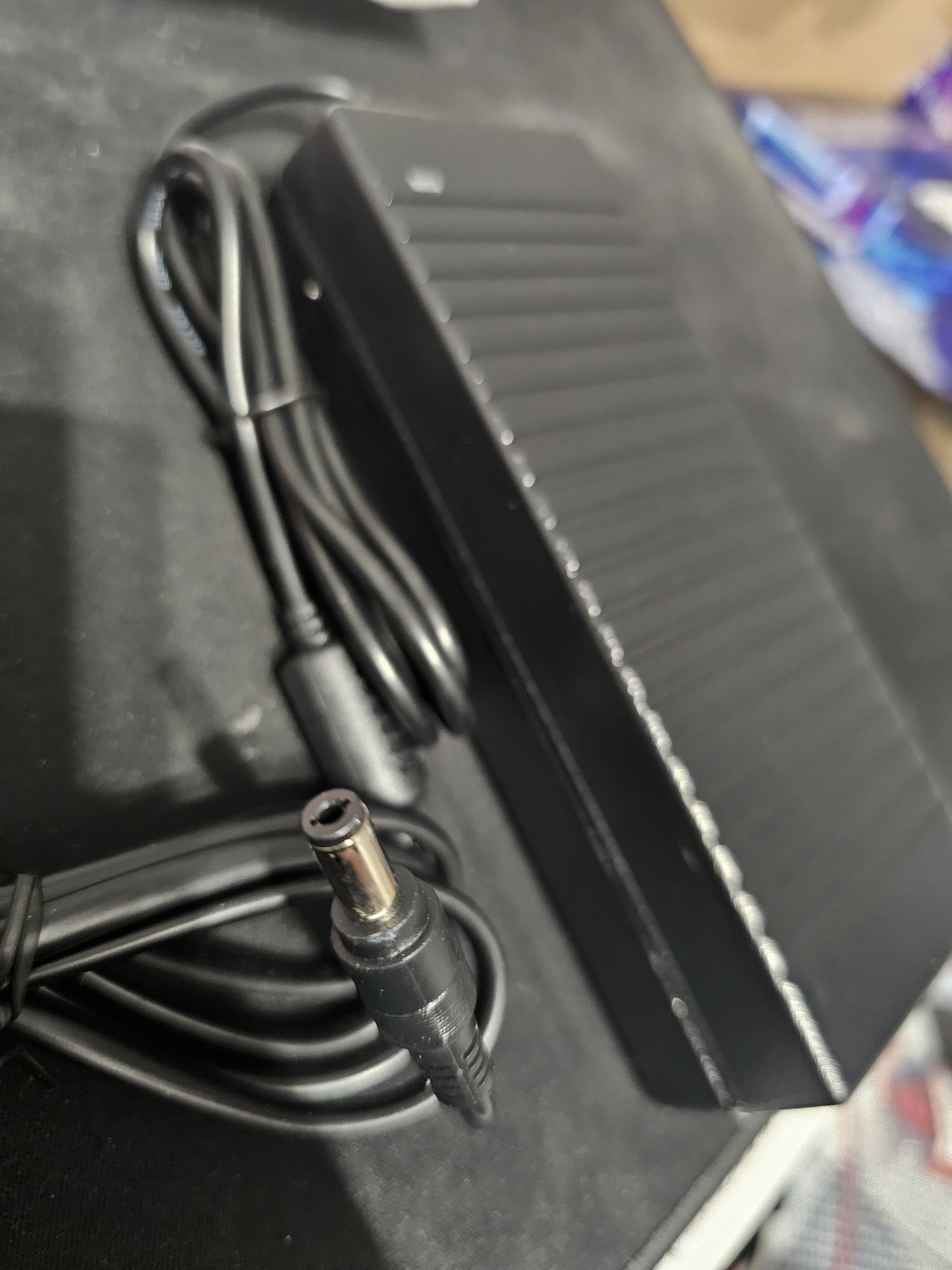 Ładowarka do hulajnogi roweru elektrycznego 42v(36v)  3pin  2.1/5.5mm