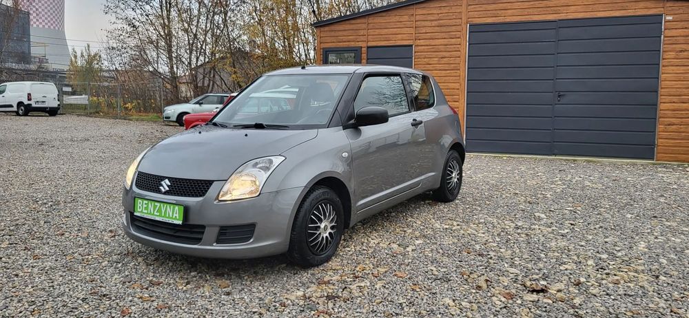 Suzuki Swift 1.3 16V KLIMA !! Zarejestrowany !