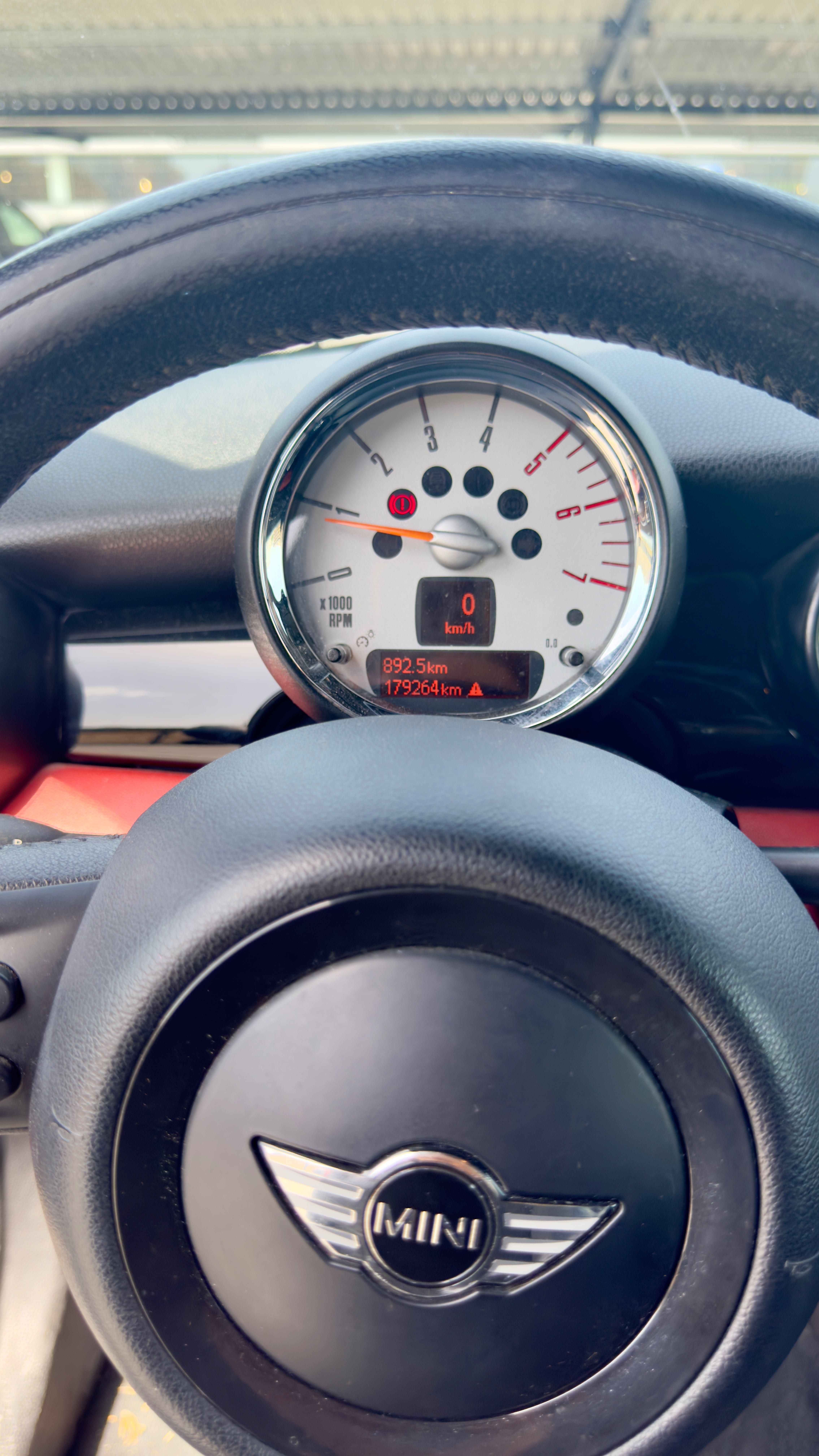 MINI Cooper  One D 2012