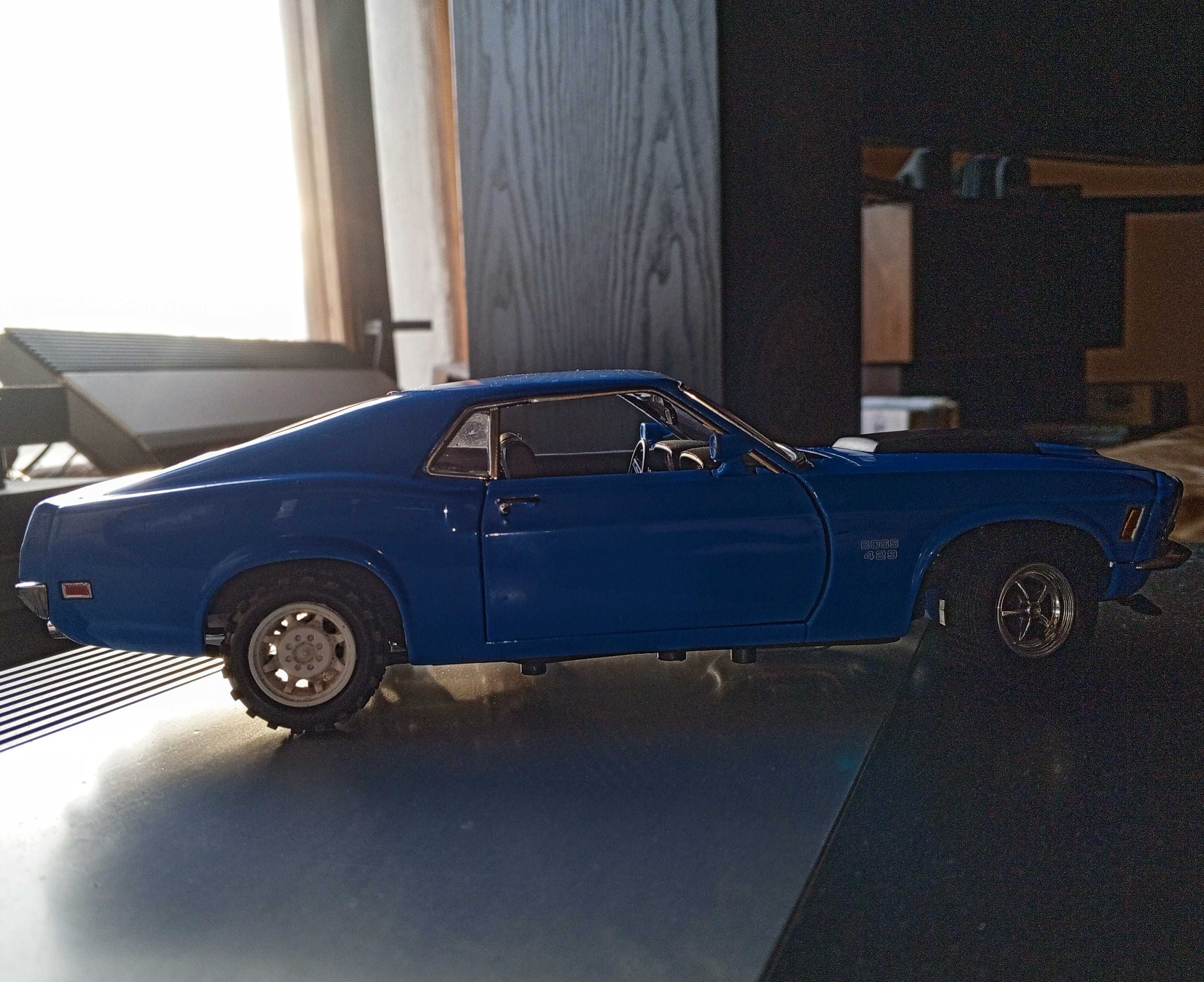 Ford Mustang BOSS 429 (MotorMax 1:18)