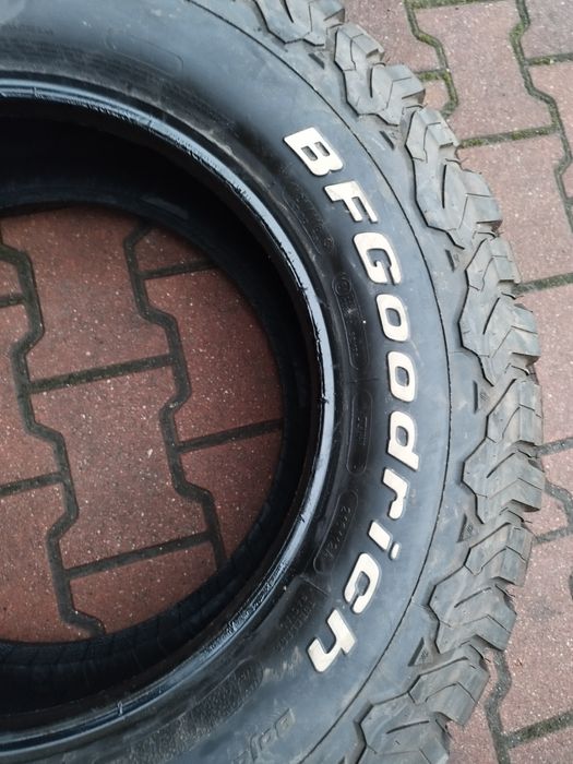 4x opony jak nowe 265/70 r17 121/118s Bfgoodrich all-terrain T/A